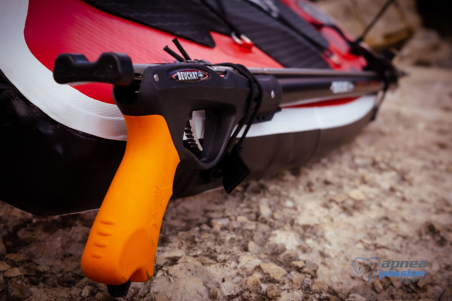 Beuchat Hammer float Apnea Passion Magazine