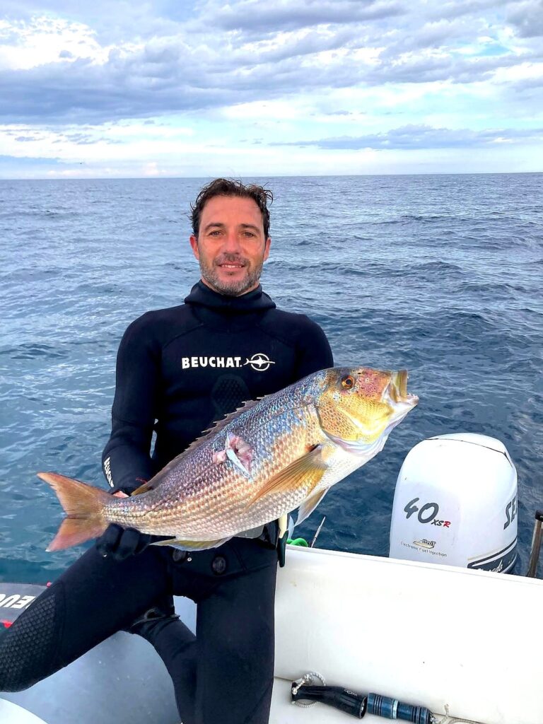Diego D'Alessandro con un bel dentice