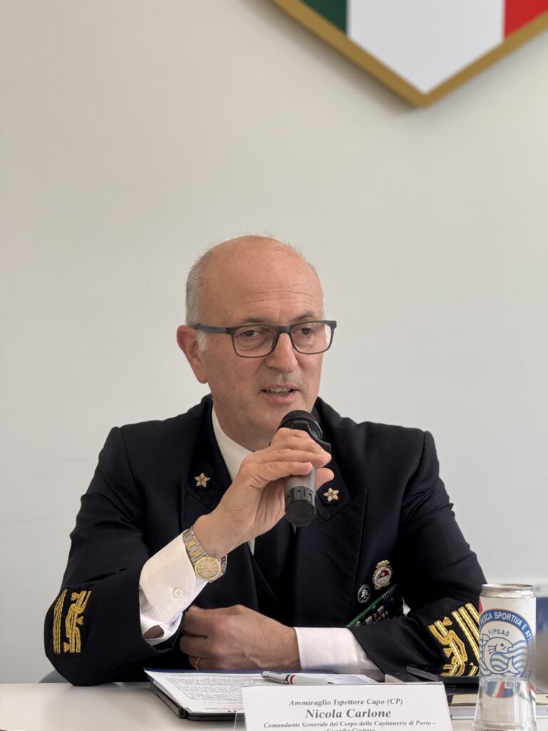 “Pulispiagge e Pulifondali” - Guardia Costiera