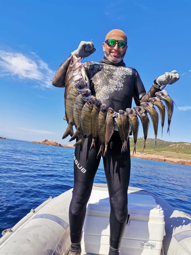 Giovanni Leonardo Carta con prede da tana