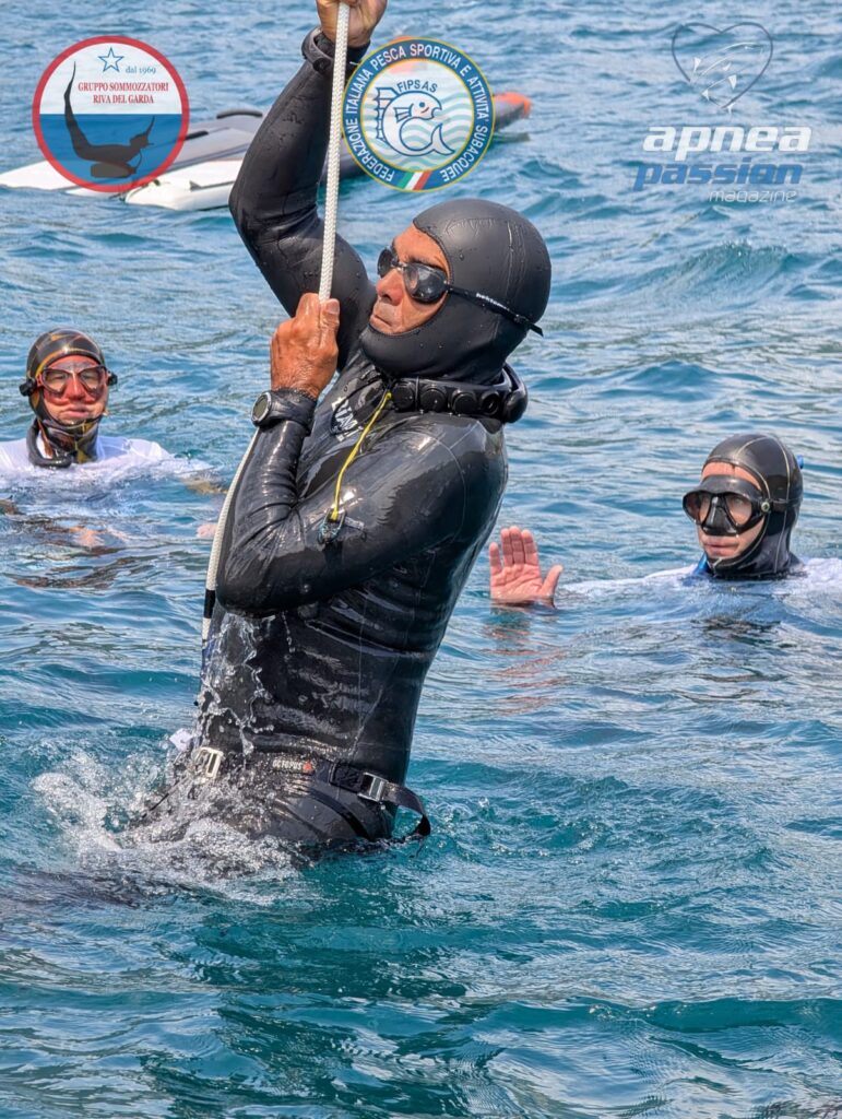 Alessandro Cianfoni, di Velletri (RM) e portacolori dell’USS Dario Gonzatti, ha stabilito il primato mondiale paralimpico di apnea in assetto costante senza attrezzi con -40 m