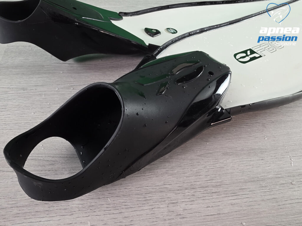 C4 SPORTECH fins blades foot pockets in silicone and open heel