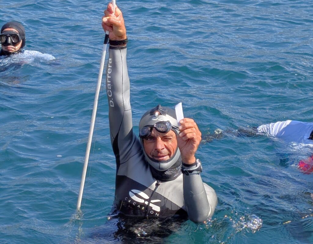 Davide Carrera Recorrd del Mondo CWTB nel lago con -94m