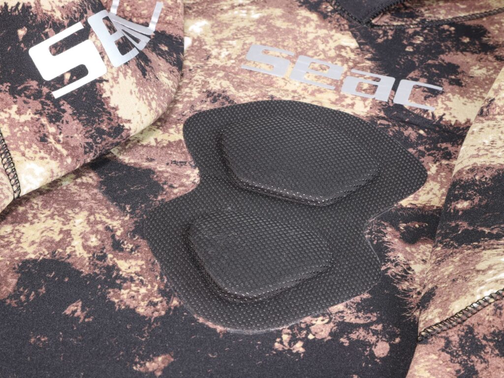 Combinaison de chasse sous-marine Seac Royal Camo avec protection thoracique en bande Melco